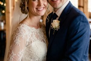 My Husband Di:ed on Our Wedding Day – A Week Later, He Sat Down Next to Me on a Bus and Whispered, ‘Don’t Scream, You Need to Know the Whole Truth’