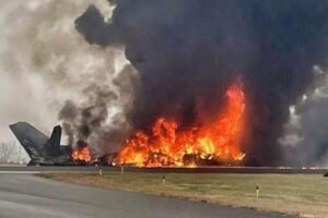 Aviation Incident in Louisville: Ongoing Investigation and Community Response