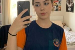 Medical Awareness Warning: How Ignoring Women’s Pain Led to a Preventable Tragedy at Age 20