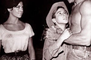 THE SHOCKING SECRETS AND BIZARRE MISTAKES HIDDEN IN THE RIFLEMAN THAT YOU NEVER NOTICED