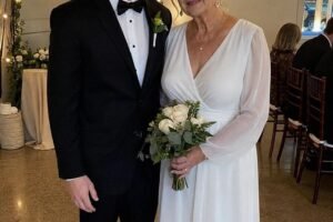 I Married an Older Woman for Money and a Place to Stay – After Her Funeral, Her Lawyer Handed Me a Box and Said, ‘This Is What You Really Wanted’