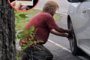 A Homeless Man Helped Me Change a Flat Tire on Route 9 Where My Son Disappeared 20 Years Ago – What He Left on My Passenger Seat Brought Me to My Knees