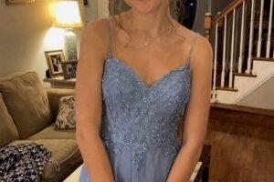 I Caught My 17-Year-Old Sneaking Back in at 4 AM After Prom – What Fell Out of Her Purse Broke My Heart