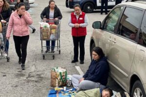 I Found My Daughter And Grandson Sleeping In A Parking Lot Until Her Documents Revealed The Truth