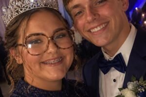 I Thought Prom Night Would Be My Most Embarrassing Moment—But What Happened on Stage Changed Everything