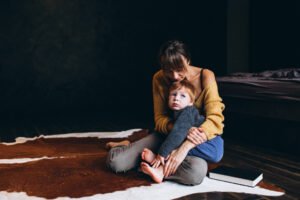 My Dad Saw Me Struggling With My Baby and Groceries and What He Did Next Changed Everything