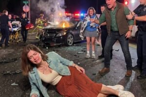 After our car accident, I was still trapped inside when my dad shouted at the paramedics to save my sister first. Then he pointed at me and said, “The other one never meant much anyway. Don’t waste time on her.”