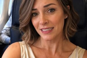 On Our Anniversary, I Flew on My Pilot Husband’s Flight to Surprise Him – Then His Announcement Made My Blood Run Cold