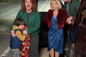 My parents kicked me and my six-year-old son out of the car at 2 AM on a freezing desert highway with nowhere to go.
