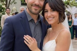 I Married the Mechanic My Family Looked Down On—Then, the Night After Our Wedding, He Opened an Old Metal Box and Revealed Who He Really Was.