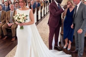 My dad laughed and told me to walk myself down the aisle because I was marrying a nobody. Mom sat beside him in the back row while I walked alone, gripping my bouquet.