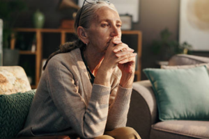 I’m 65 and My Ex-Husband Left Me a Bank Card With 0. I Didn’t Touch It for Five Years—Until One Day I Checked the Balance.