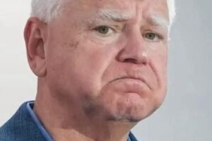 THE SHOCKING PROMOTION THAT CHANGES EVERYTHING TIM WALZ IS THRUST INTO THE NATIONAL SPOTLIGHT AS HARRISS RUNNING MATE