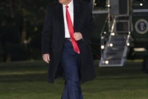 Late Night Sighting Trump Spotted With Mysterious Item Nighttime Photo Edition