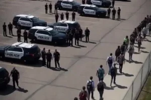 BREAKING At least 4 dead 10 injured after mass shooting at child See now